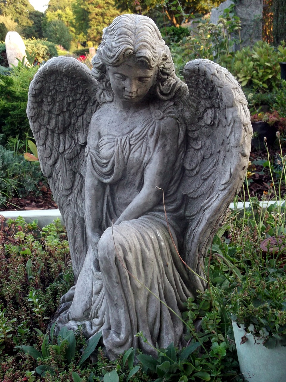 angel faith cemetery free photo