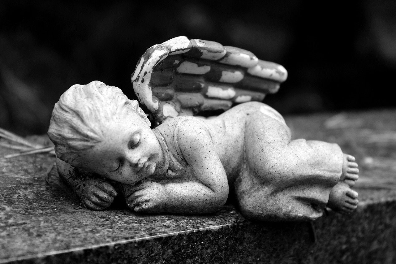 angel figure ceramic free photo