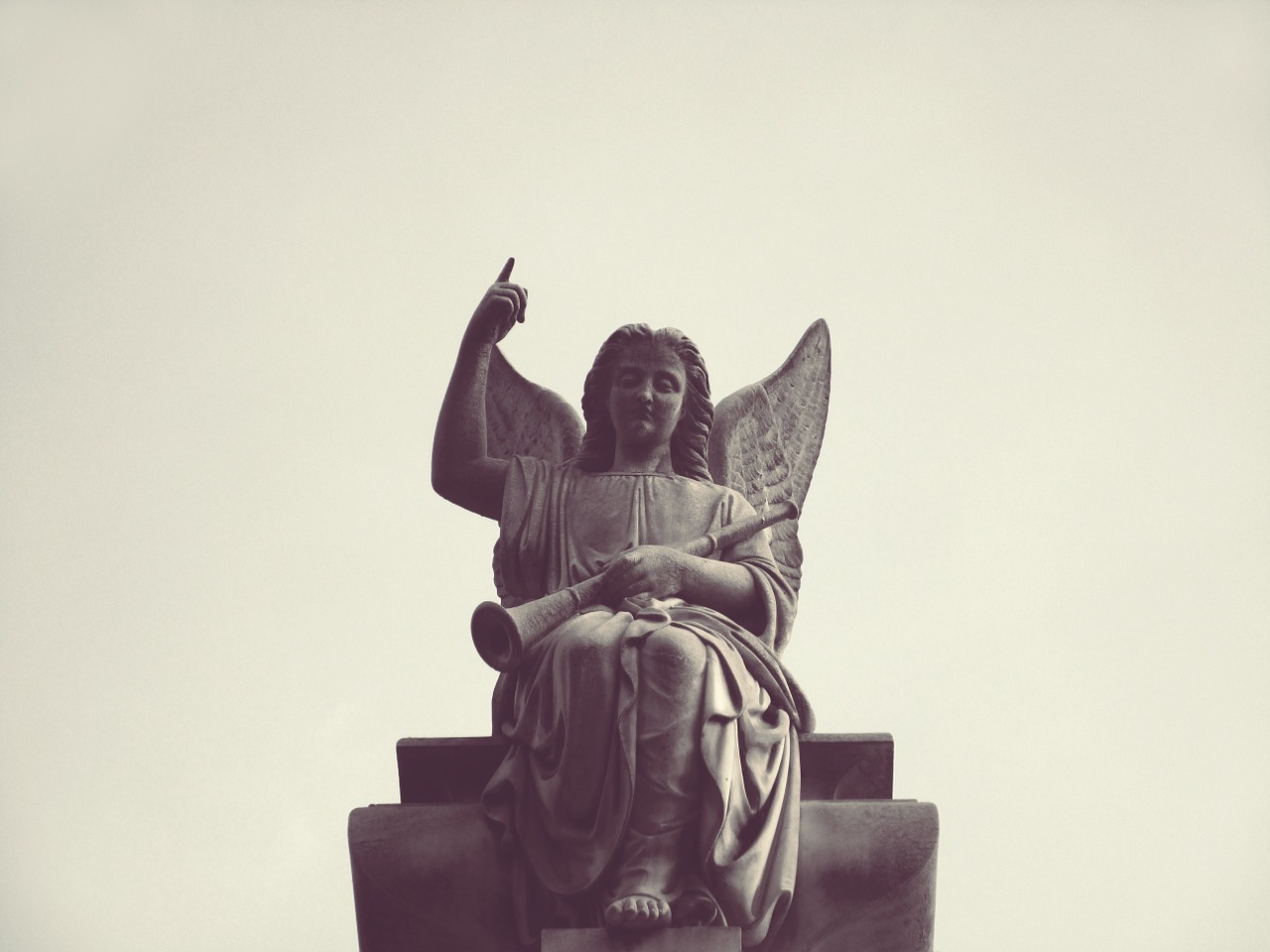 angel statue sculpture free photo