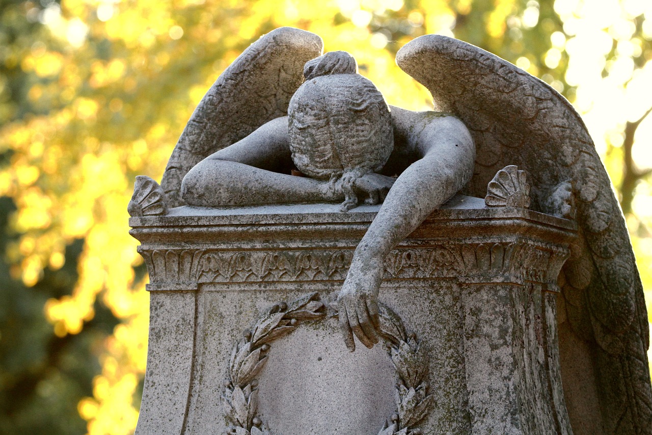angel headstone cemetery free photo