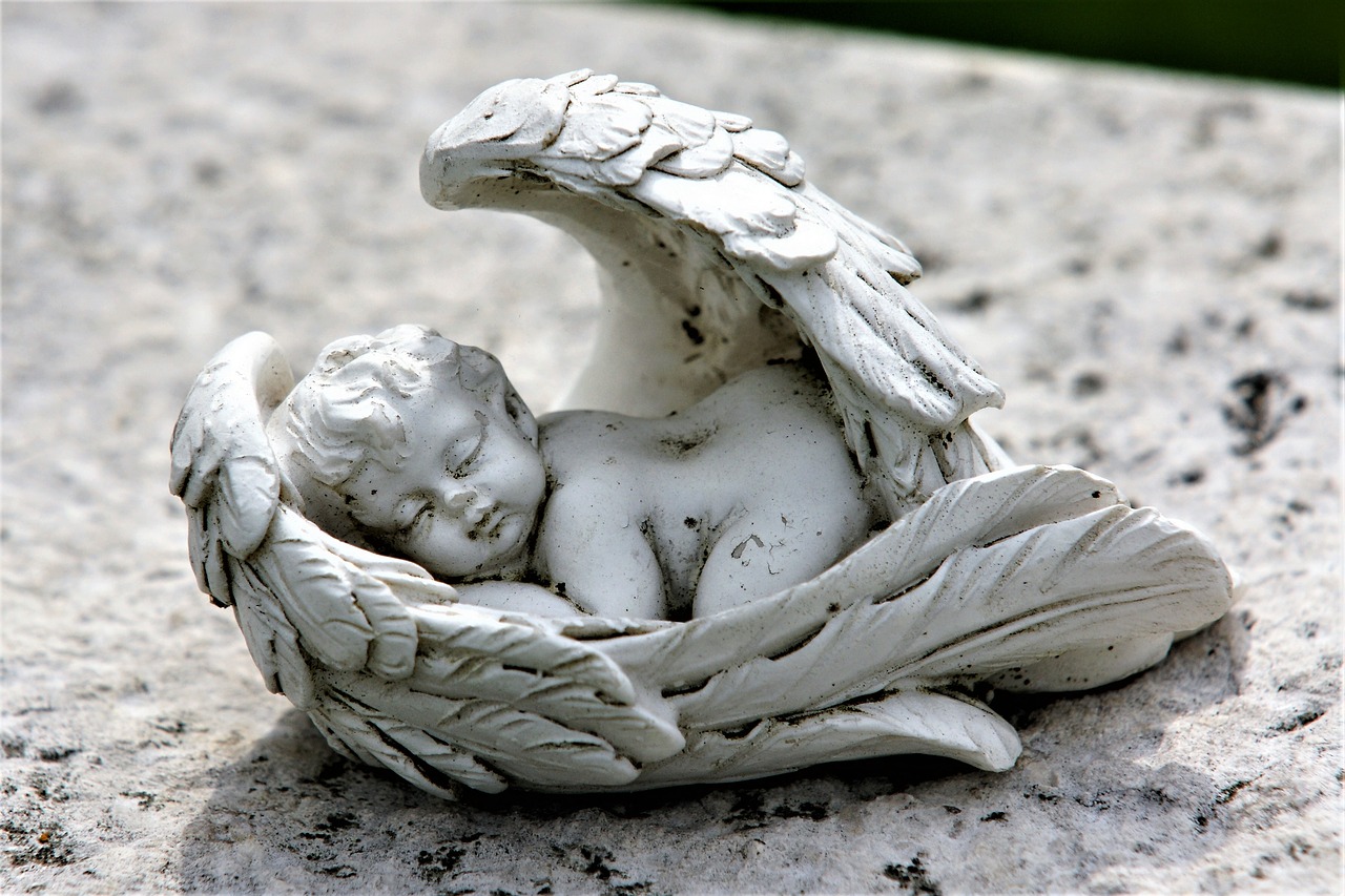 angel mourning consolation free photo