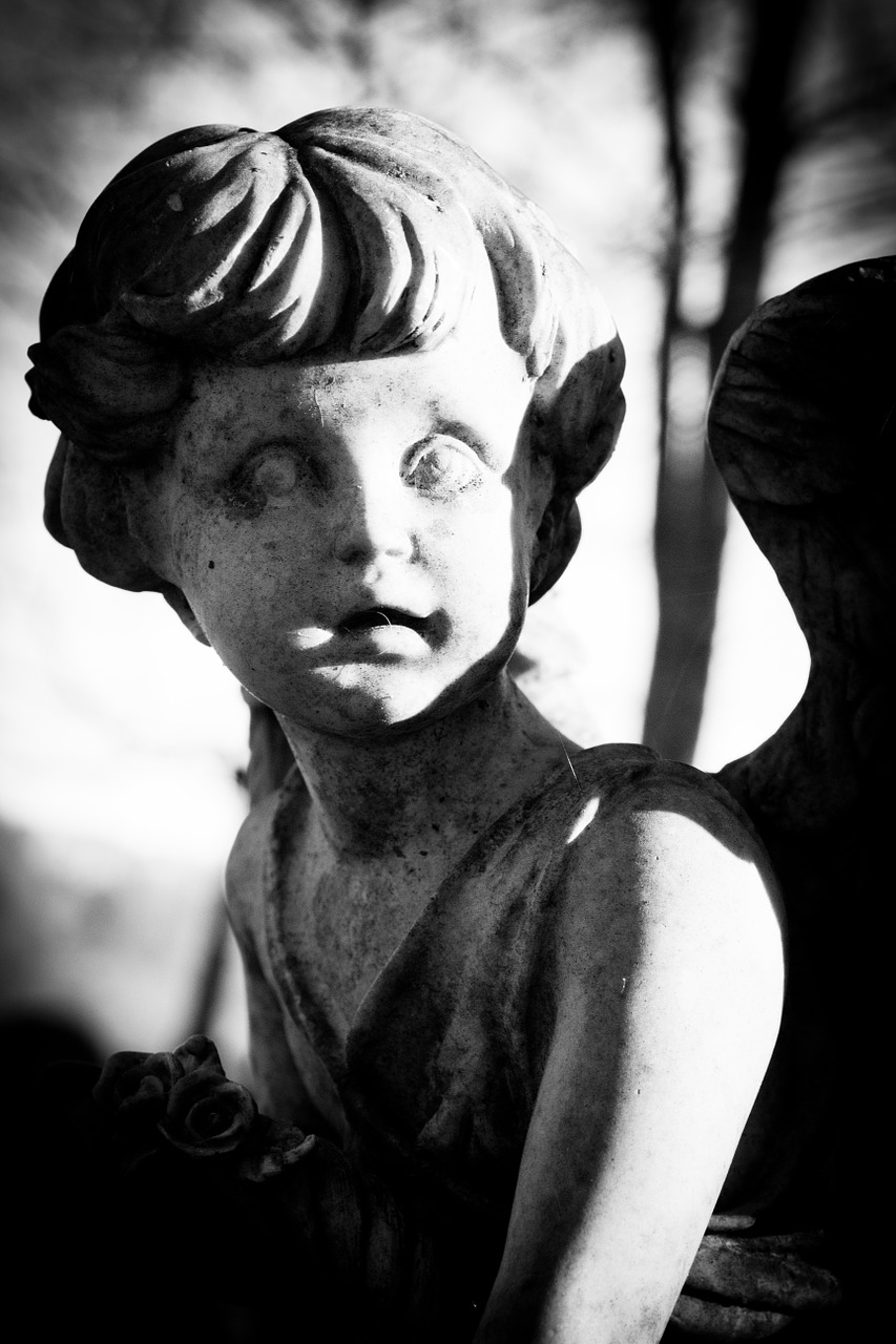 angel grave yard statue free photo