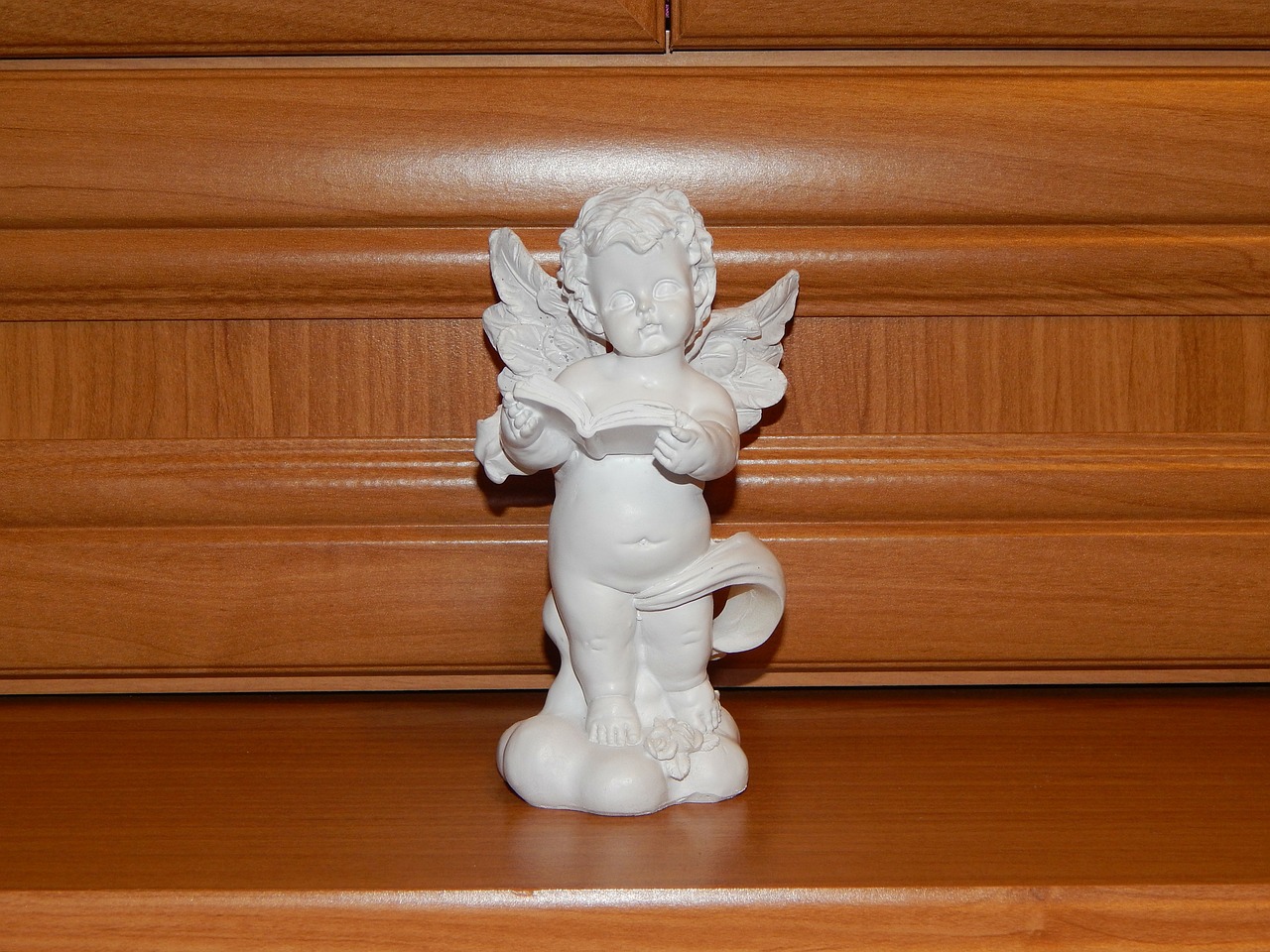 angel the figurine ornament free photo