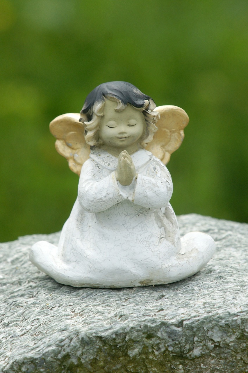 angel angel figure contemplative free photo