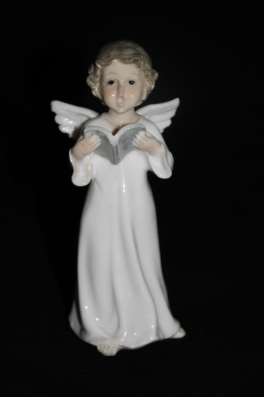 angel angel figure cute free photo