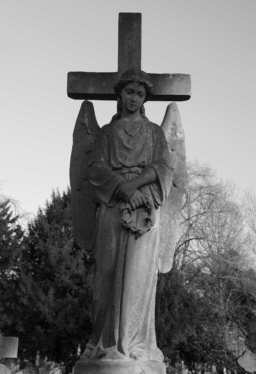 angel grave cemetery free photo