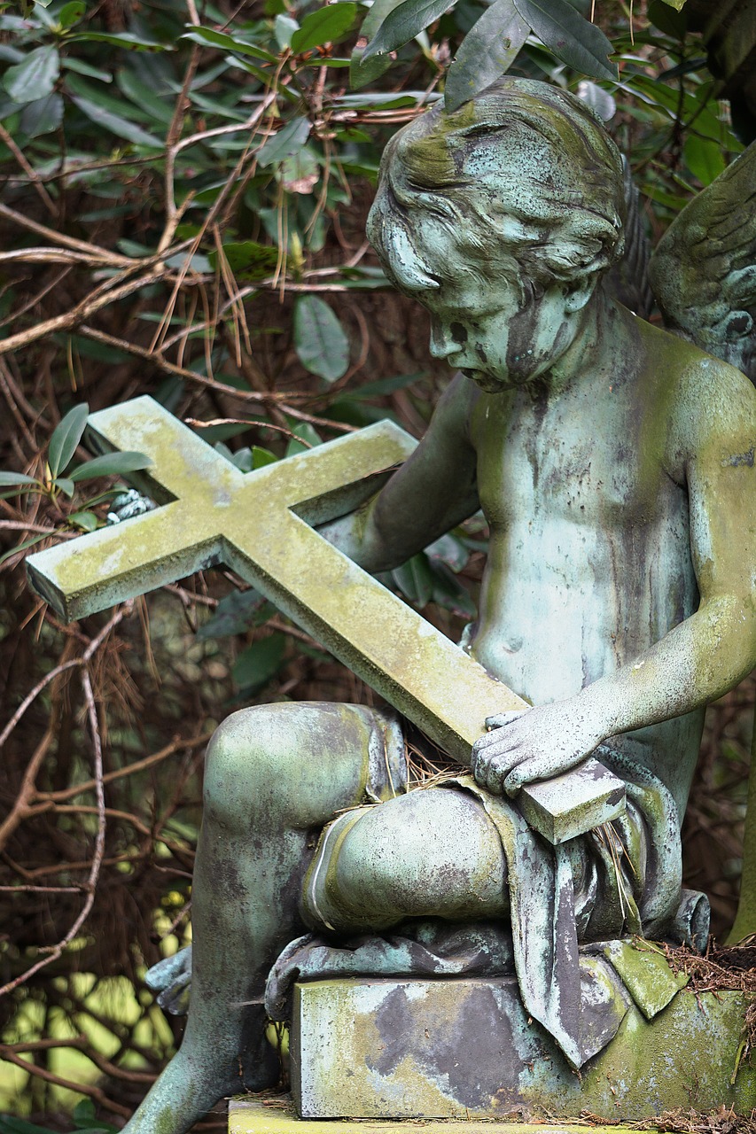 angel tombstone statue free photo