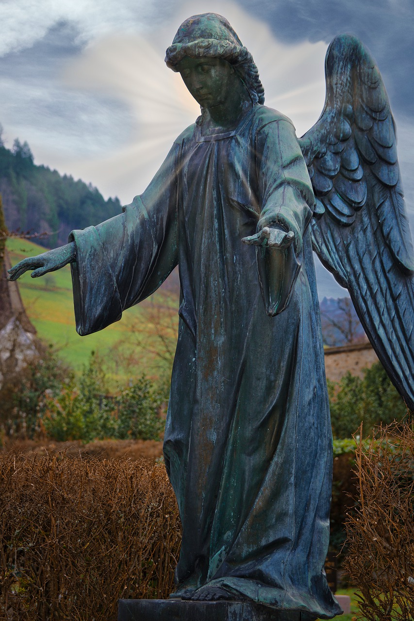 angel statue sculpture free photo