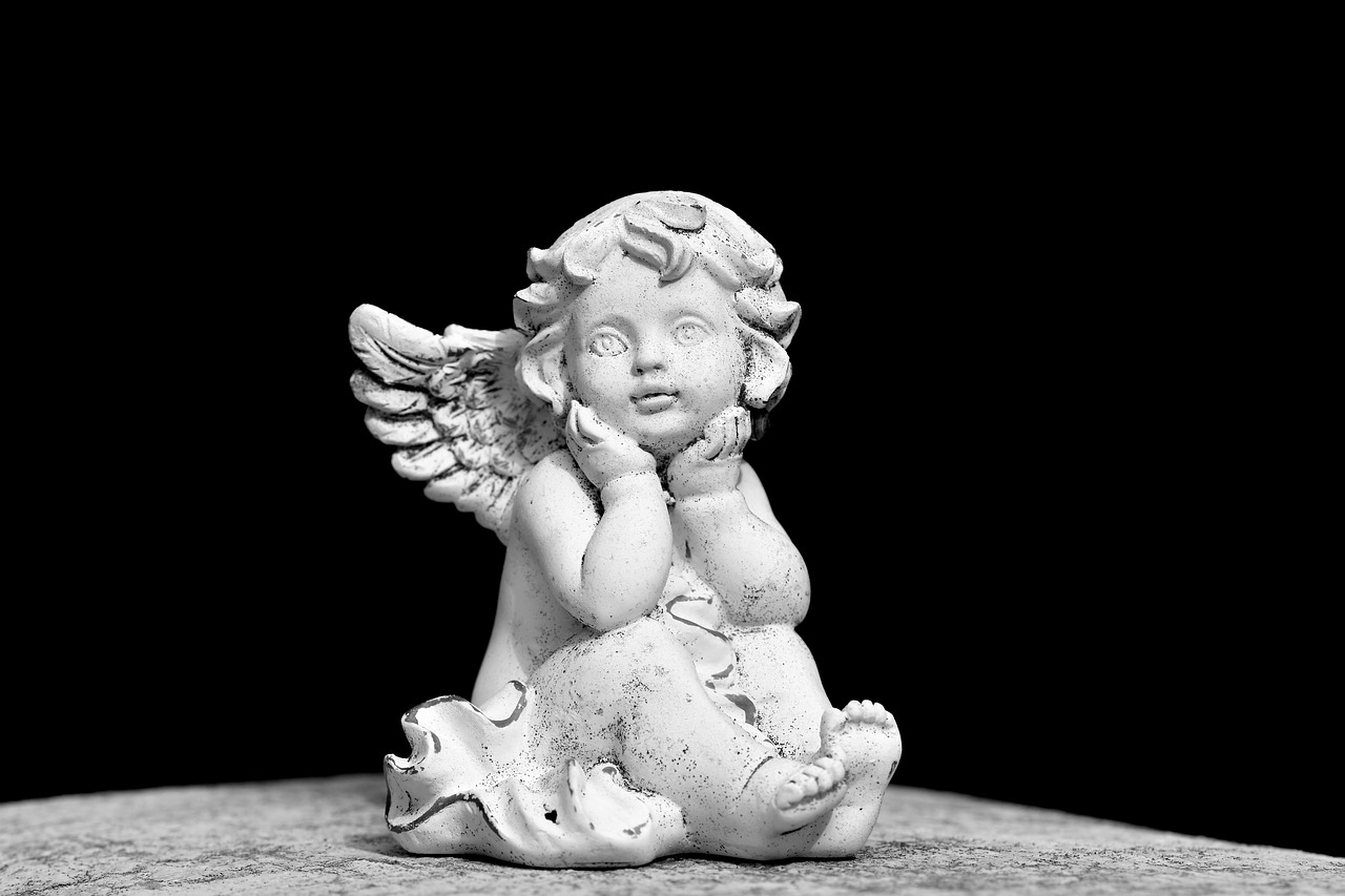 angel  angel figure  sculpture free photo