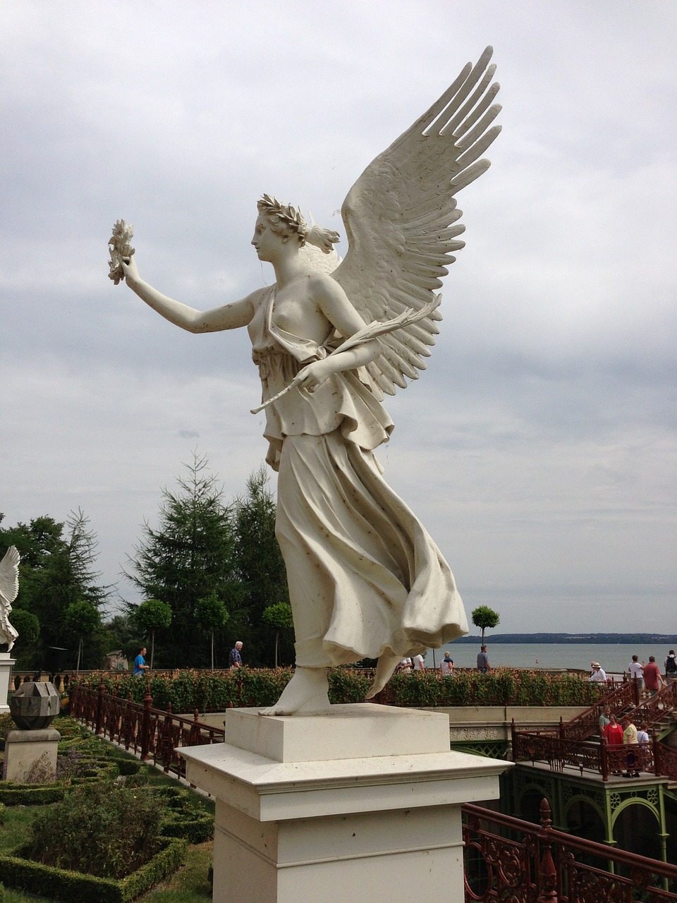 angel sculpture schwerin free photo