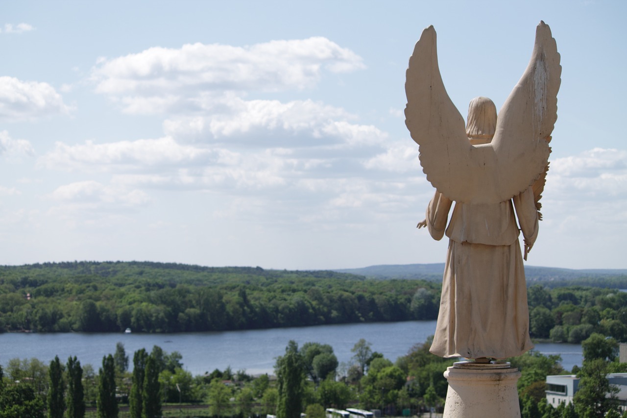 angel statue sky free photo