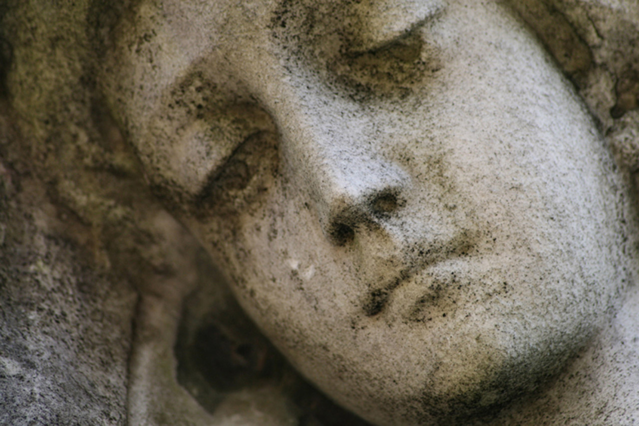 angel statue cemetery free photo