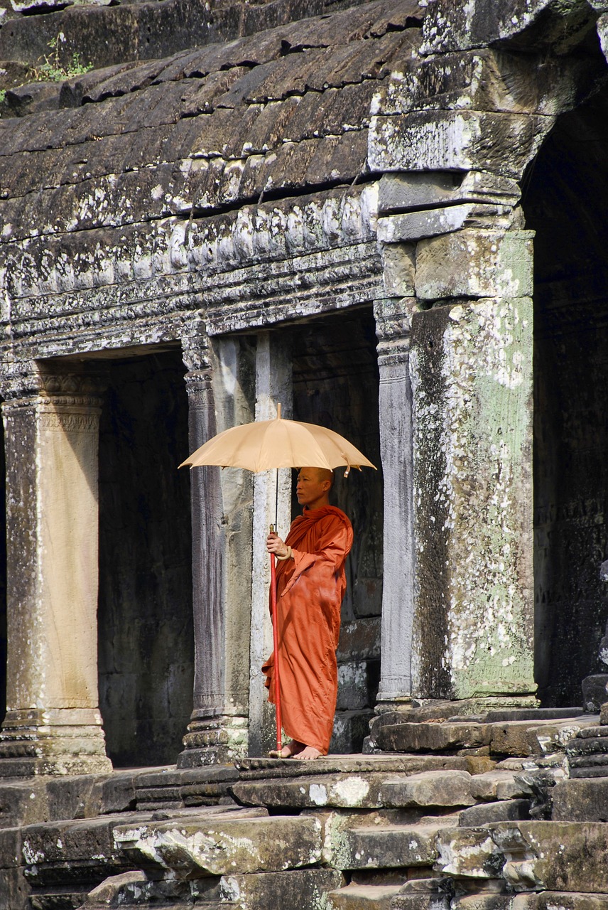 angkor wat cambodia temple free photo