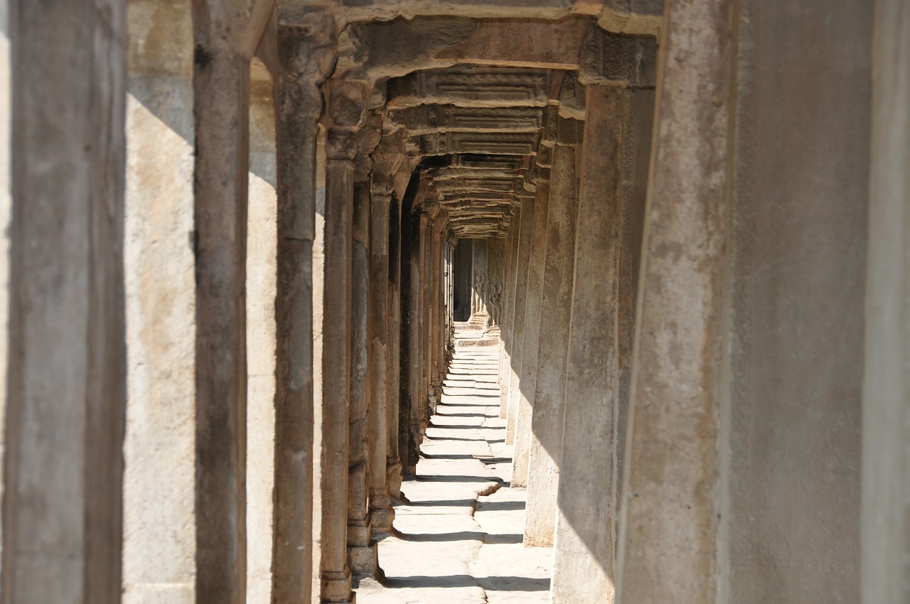 angkor wat temple cambodia free photo