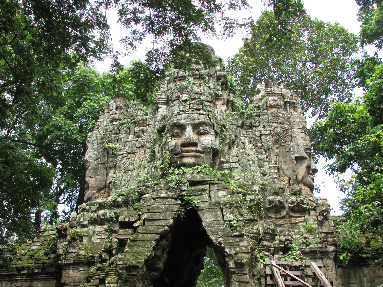 angkor wat trip asia free photo