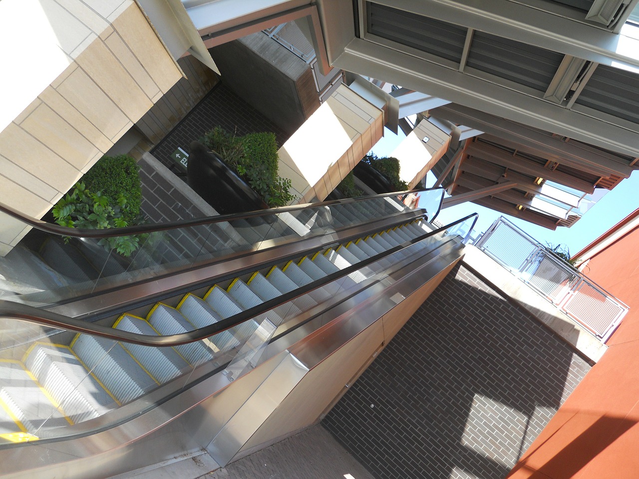 angles escalator levels free photo
