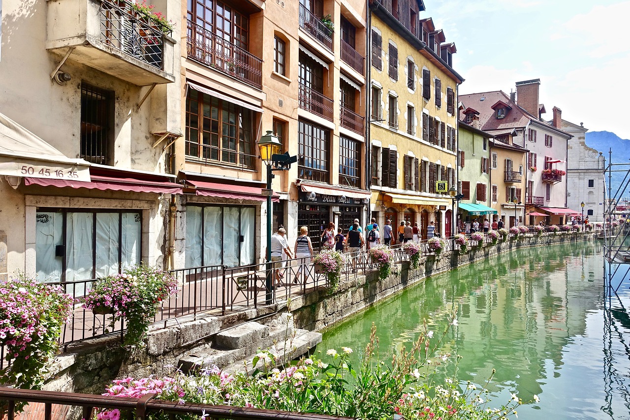 annecy  architecture  tourism free photo