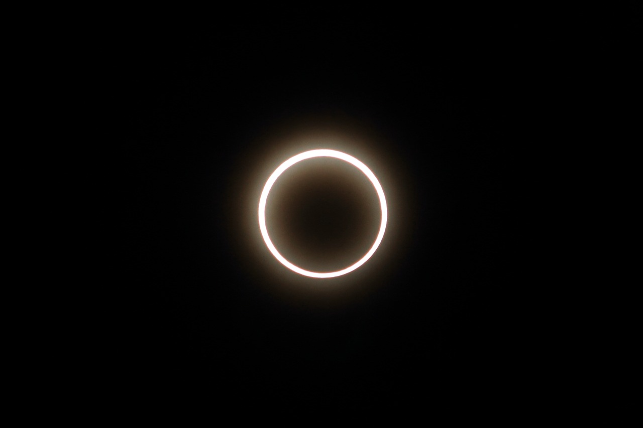 annular solar eclipse eclipse gold ring free photo