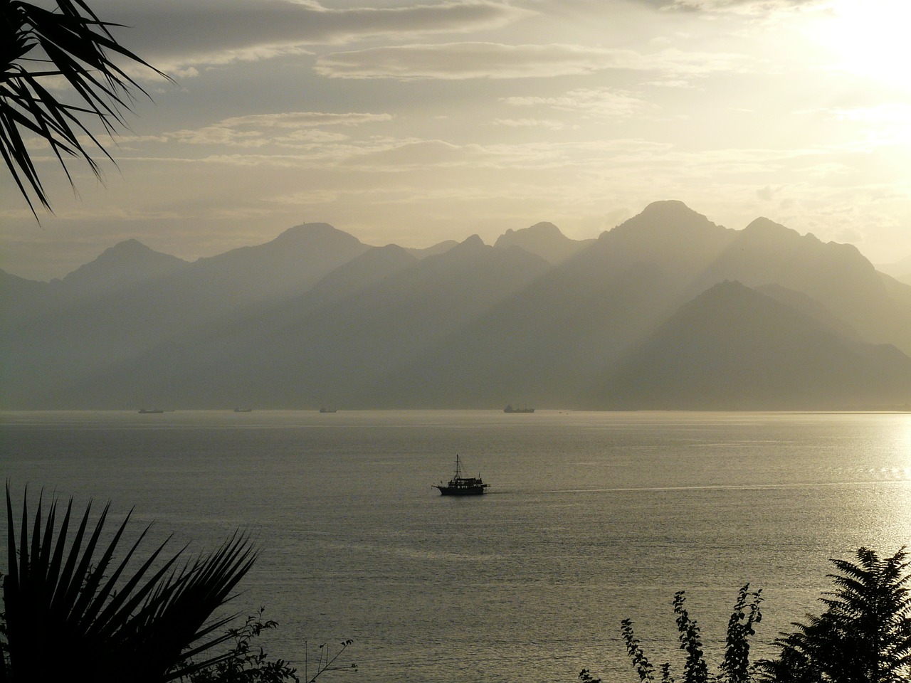 antalya sea outlook free photo