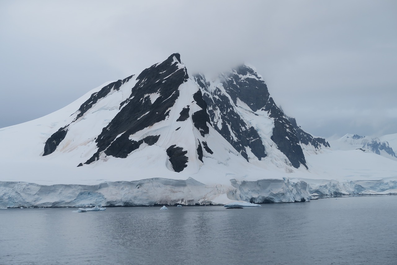 antarctica  ice  snow free photo