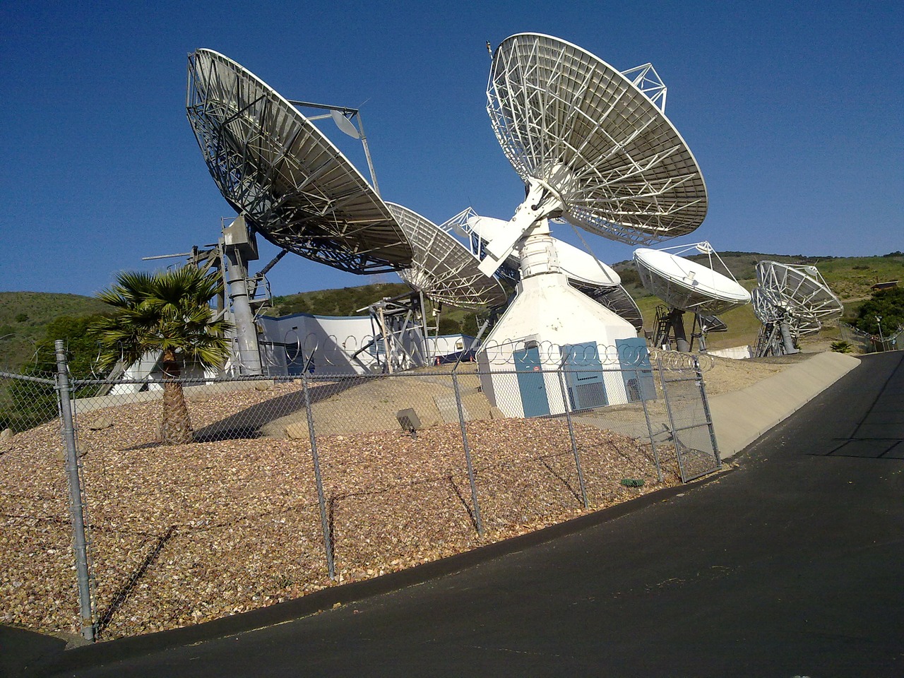 antenna ground station satelit free photo