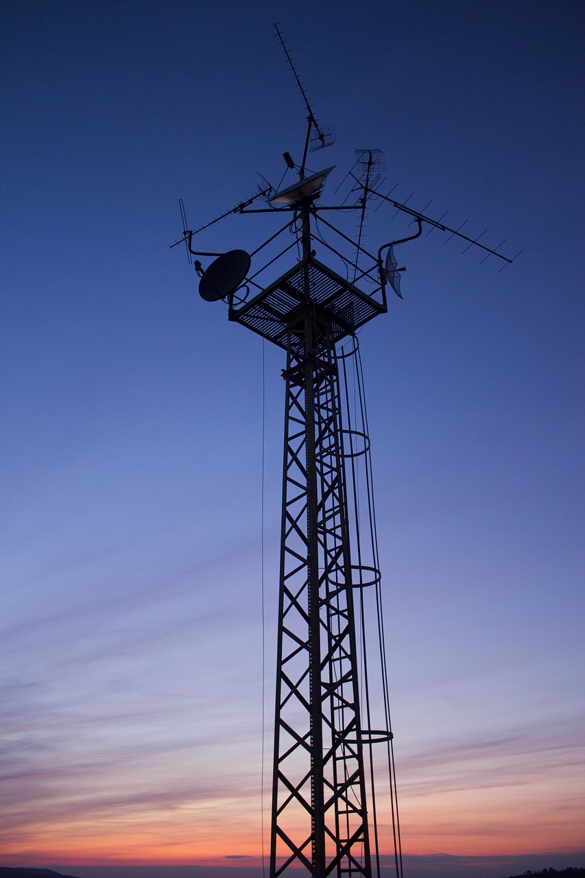 antenna night sky sky free photo