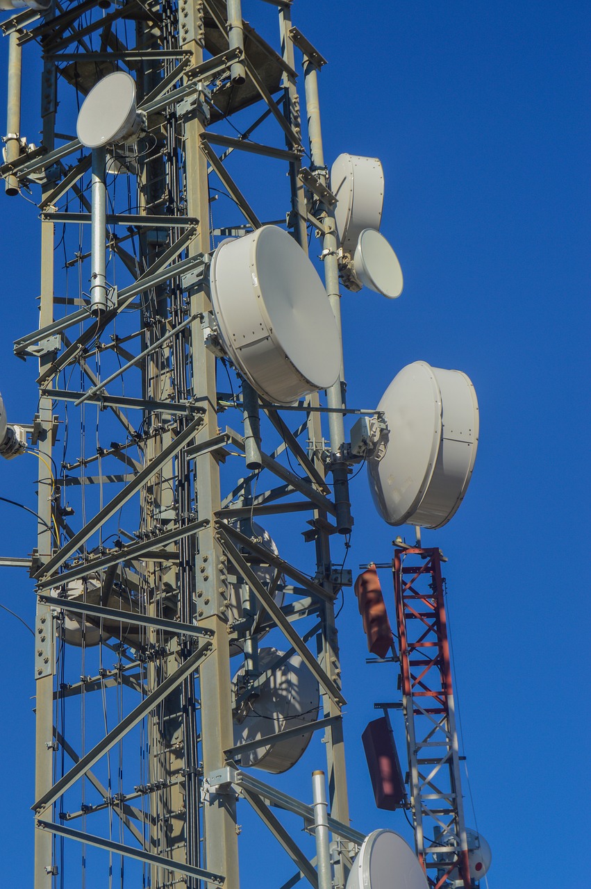 antenna telecommunications tower receptor free photo
