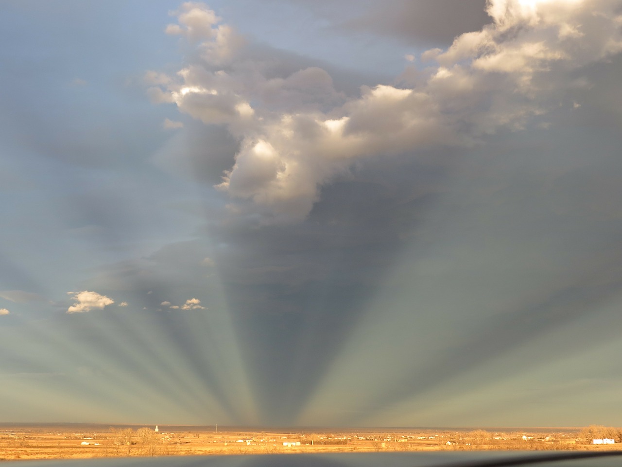 anticrepuscular rays prairie countryside free photo