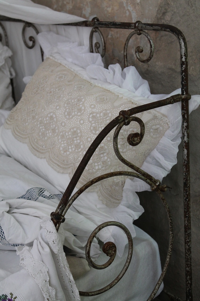 antique shabby bed free photo