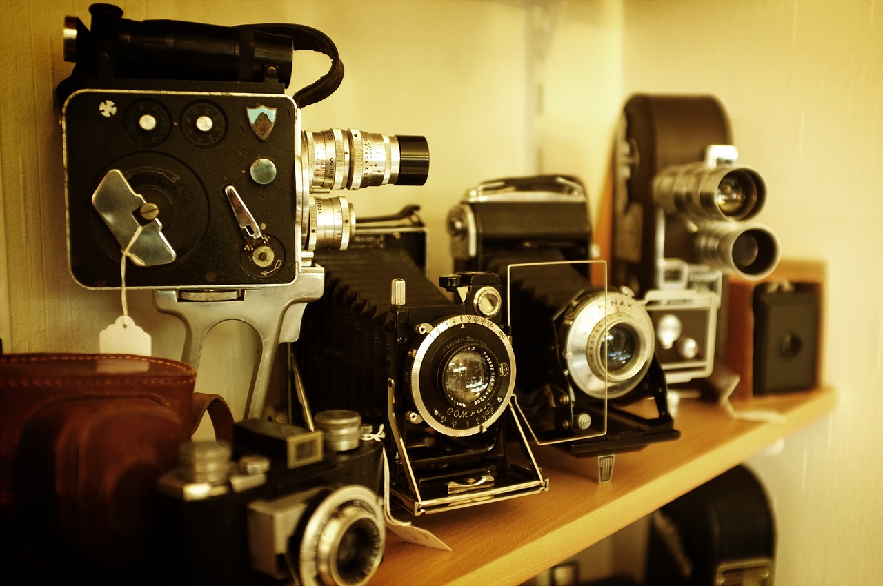 antique cameras classic free photo