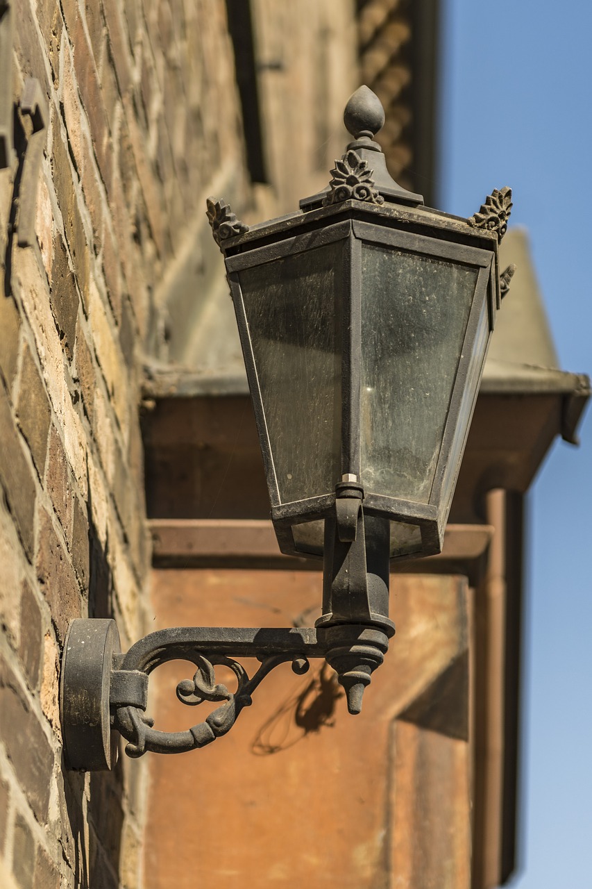 antique  lantern  lamp free photo