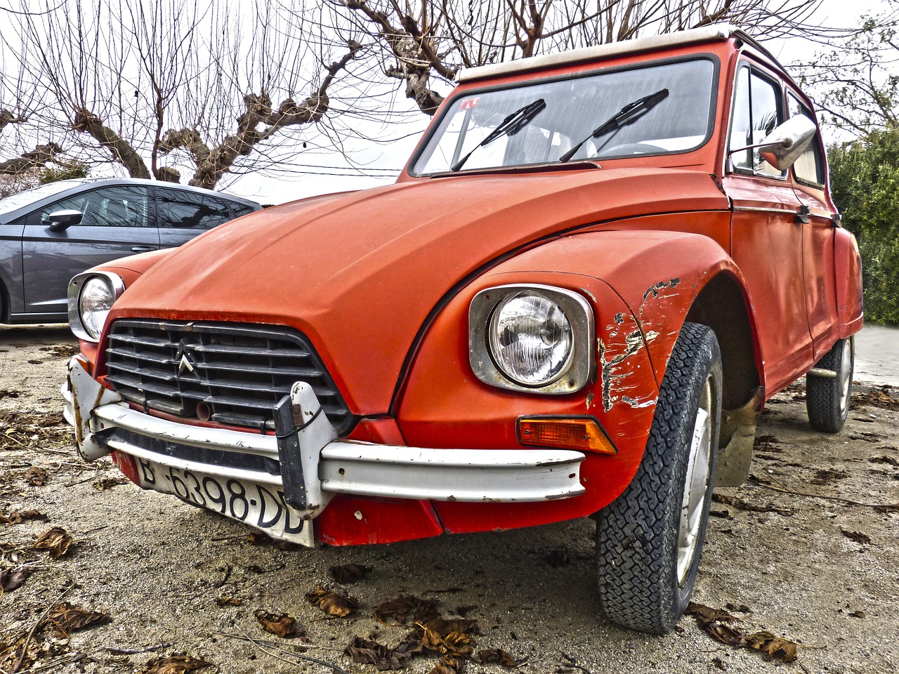 antique car citroën diane 6 free photo