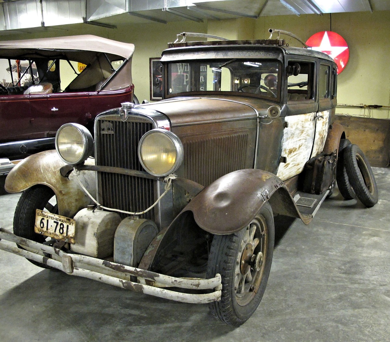 antique car unrestored museum free photo