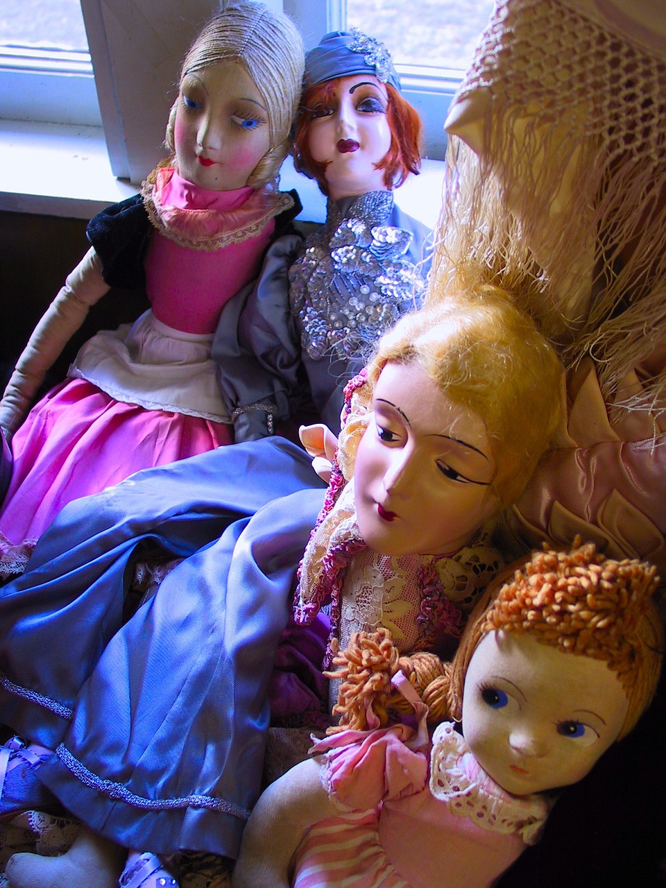 group dolls antique dolls doll free photo