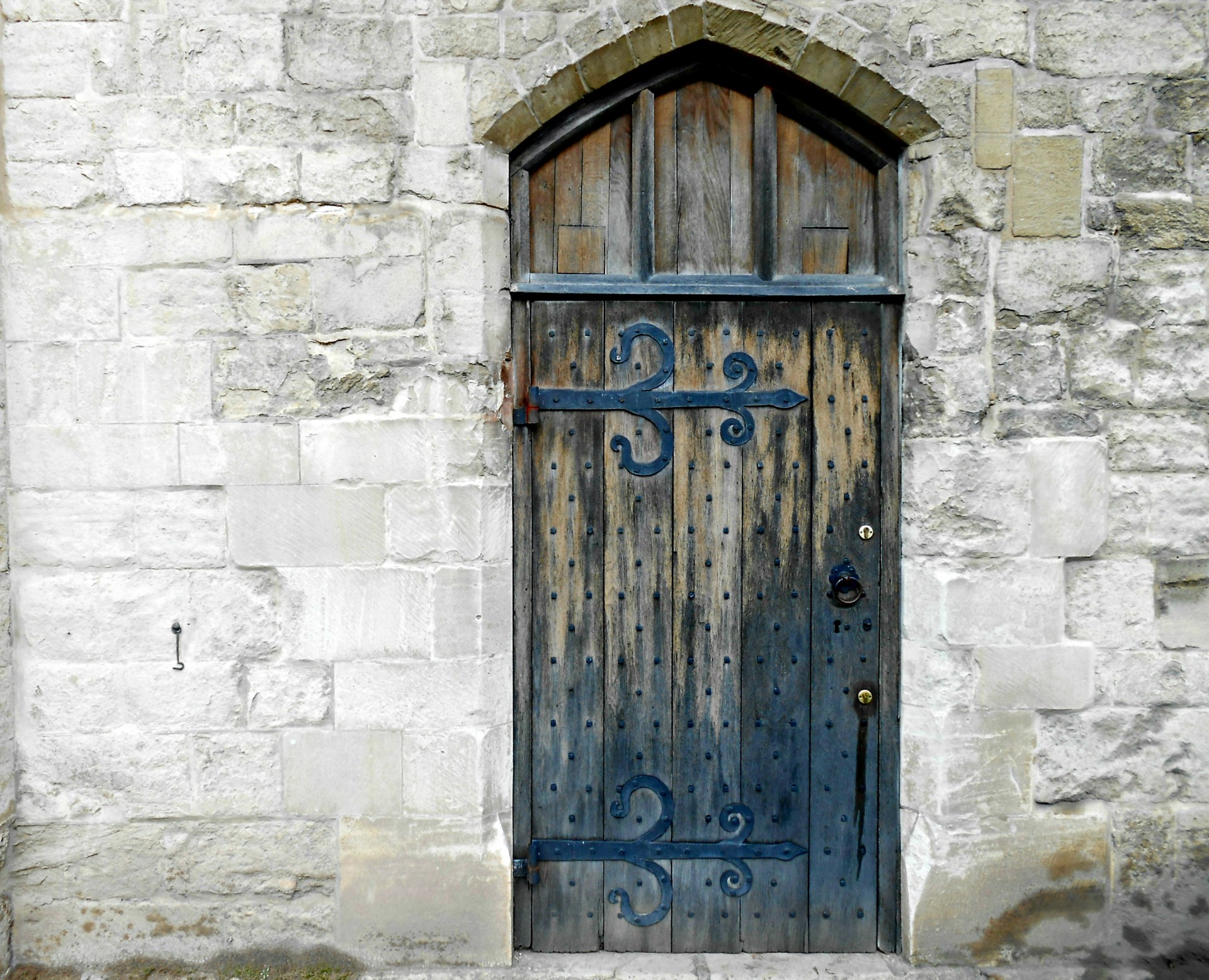 antique old door free photo