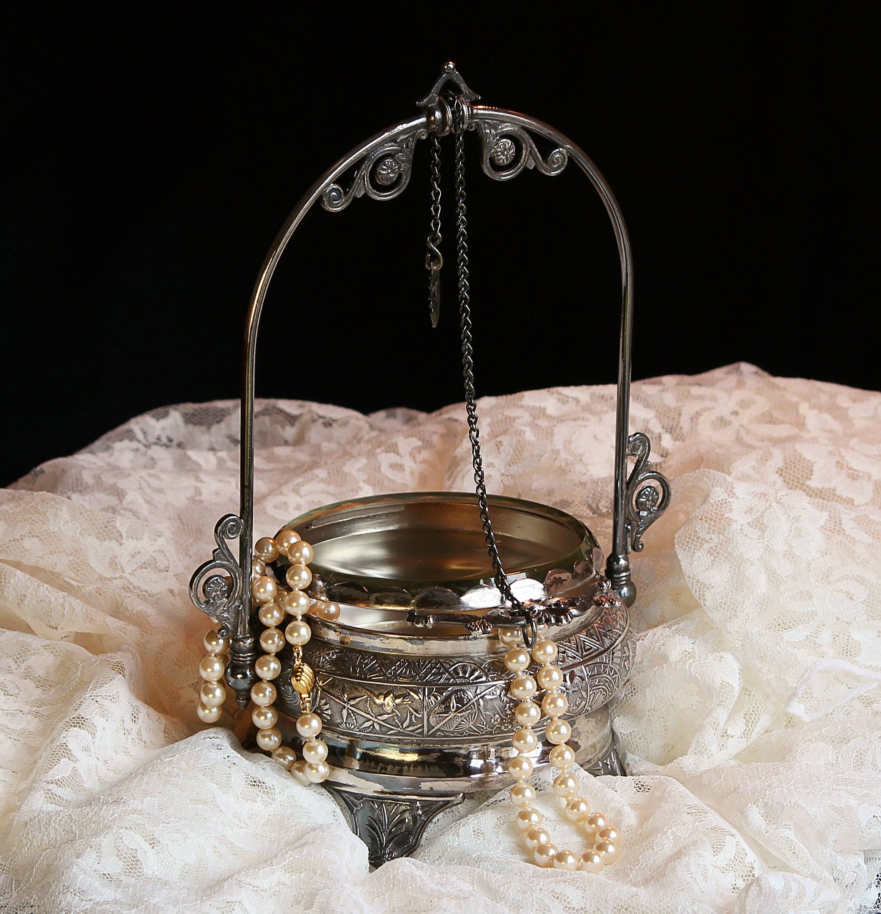 antique jewel box victorian pearls free photo