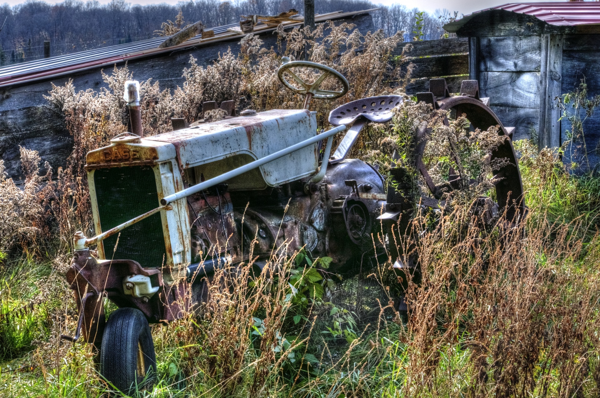 tractor old retired free photo