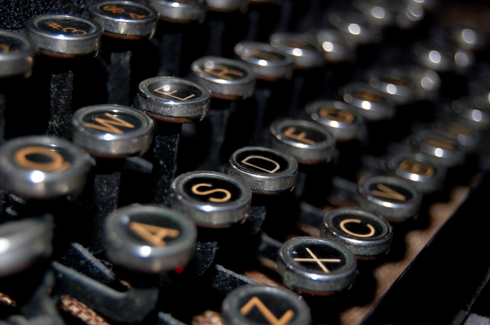 typewriter typewriter keys antiques free photo