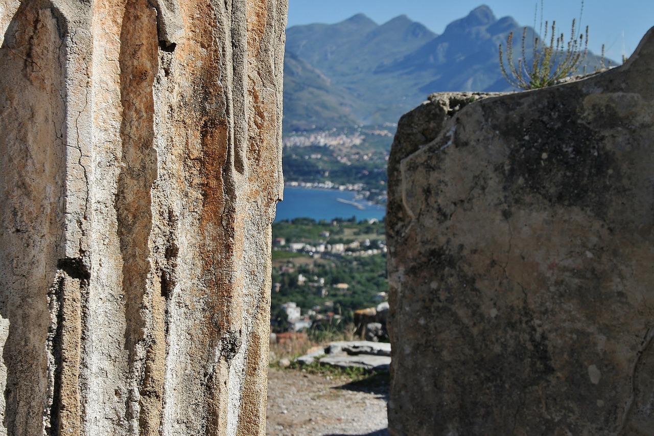 antiquity  archaeology  pillar free photo