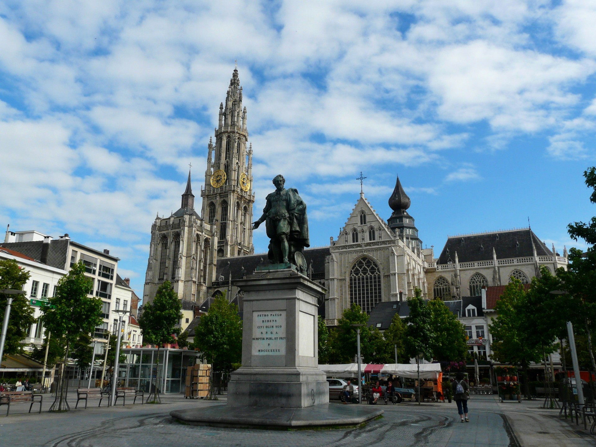 old city square antwerp free photo