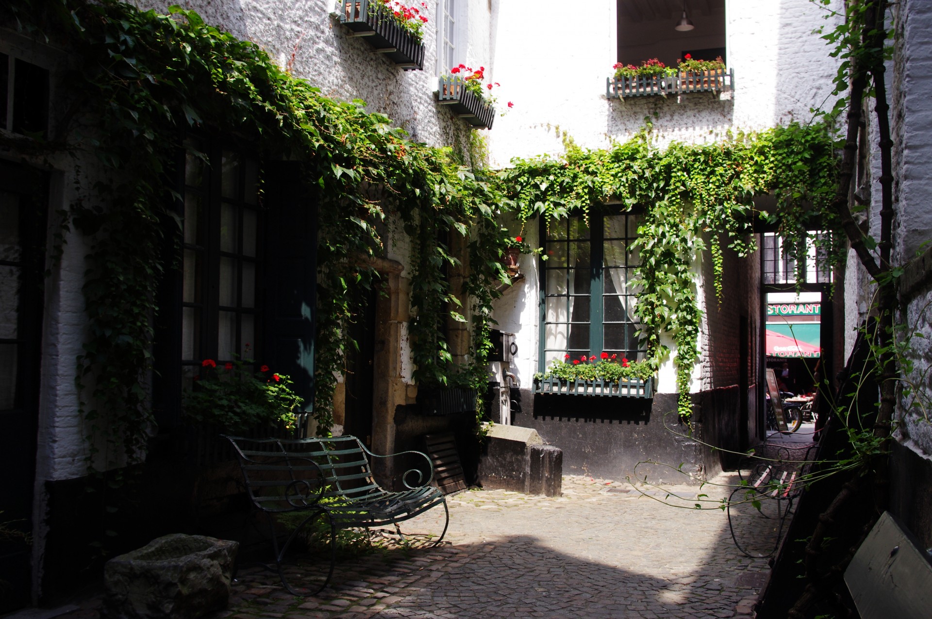 medieval alley antwerp free photo