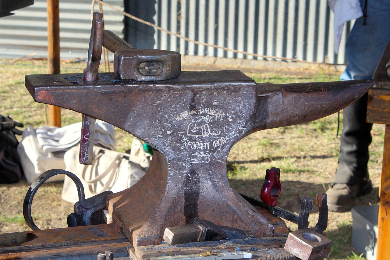 anvil blacksmith arm hammer free photo