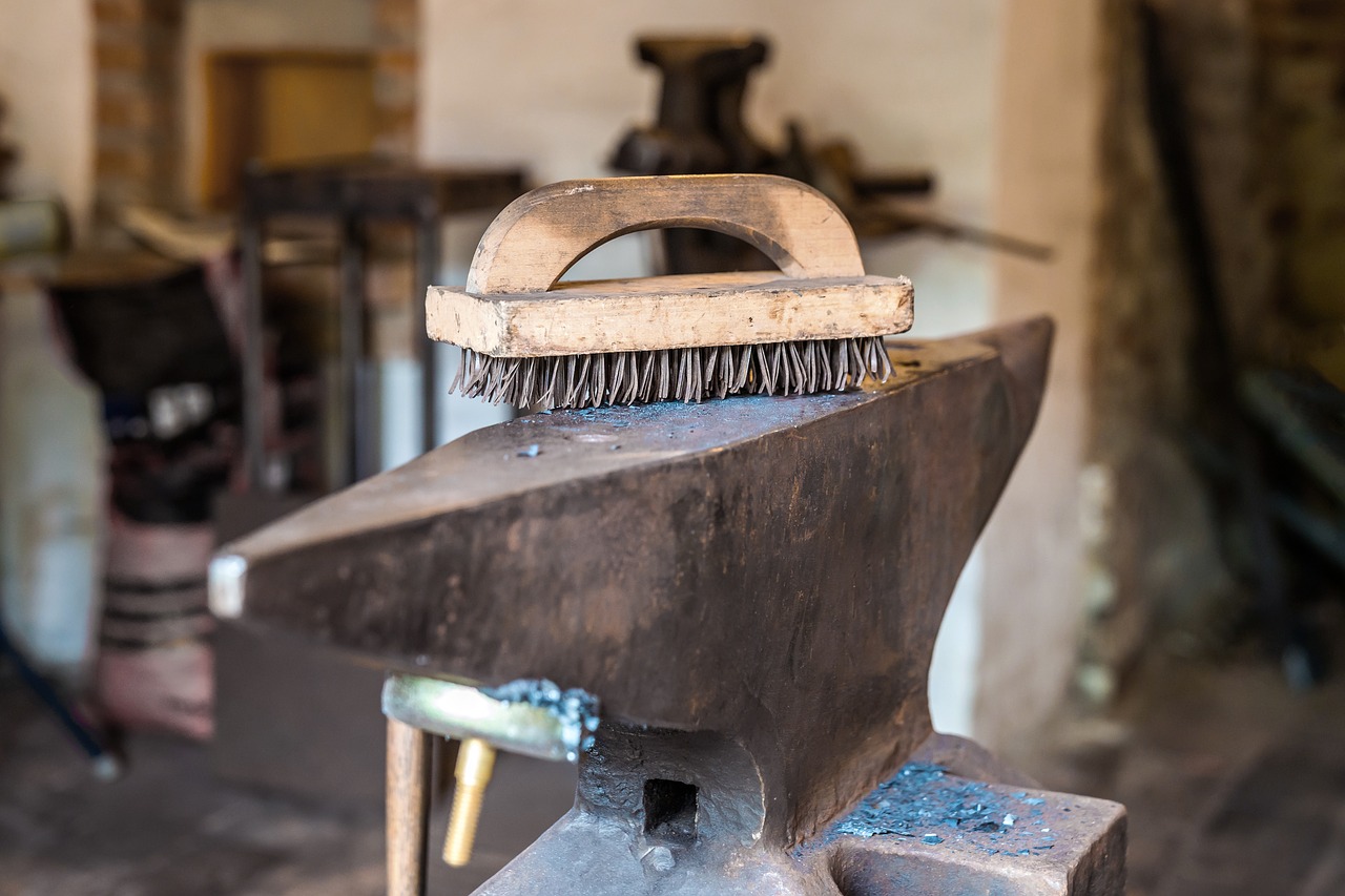 anvil  workshop  blacksmith free photo