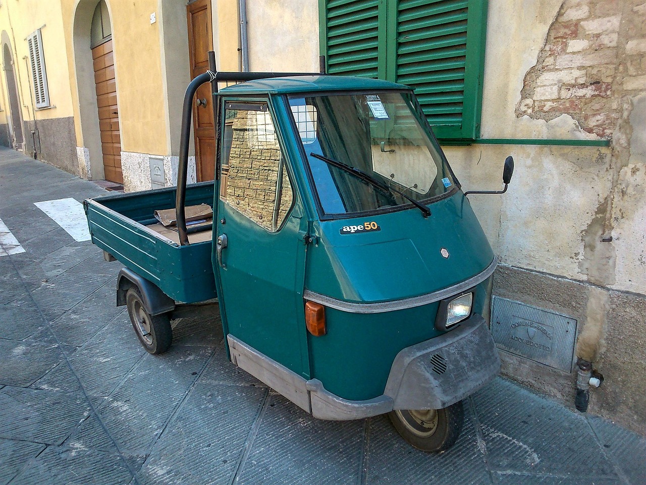 apecar italy tuscany free photo