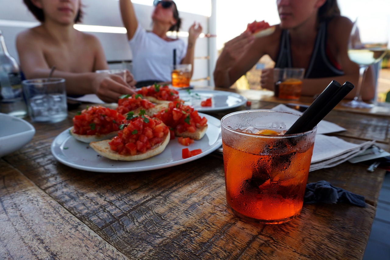 aperitif spritz amici free photo