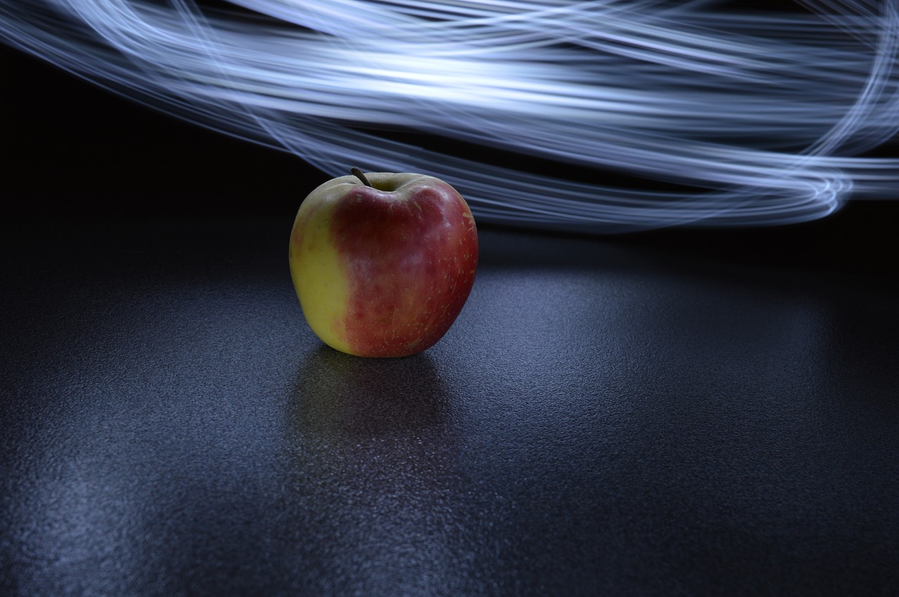 apple light painting free photo