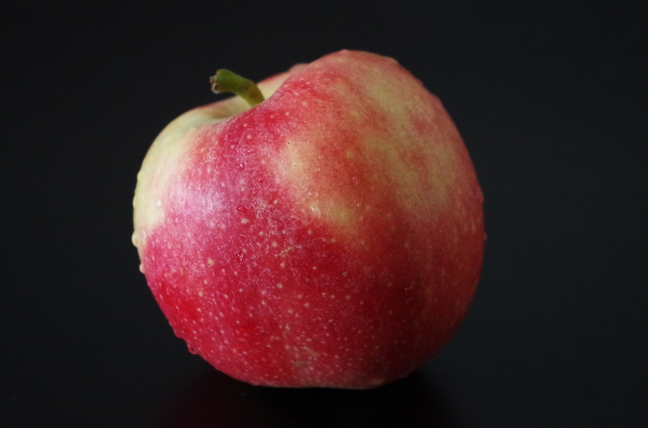 apple fruit health free photo