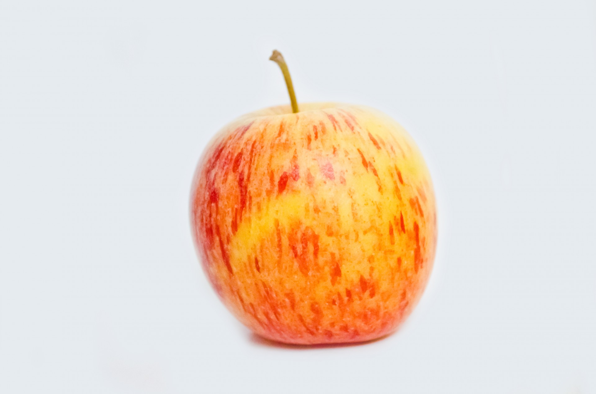 apple red background free photo