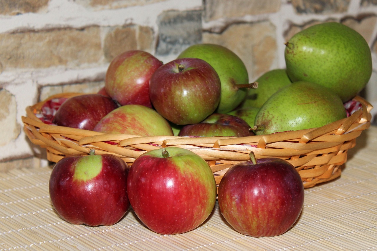 apple pears fruit free photo