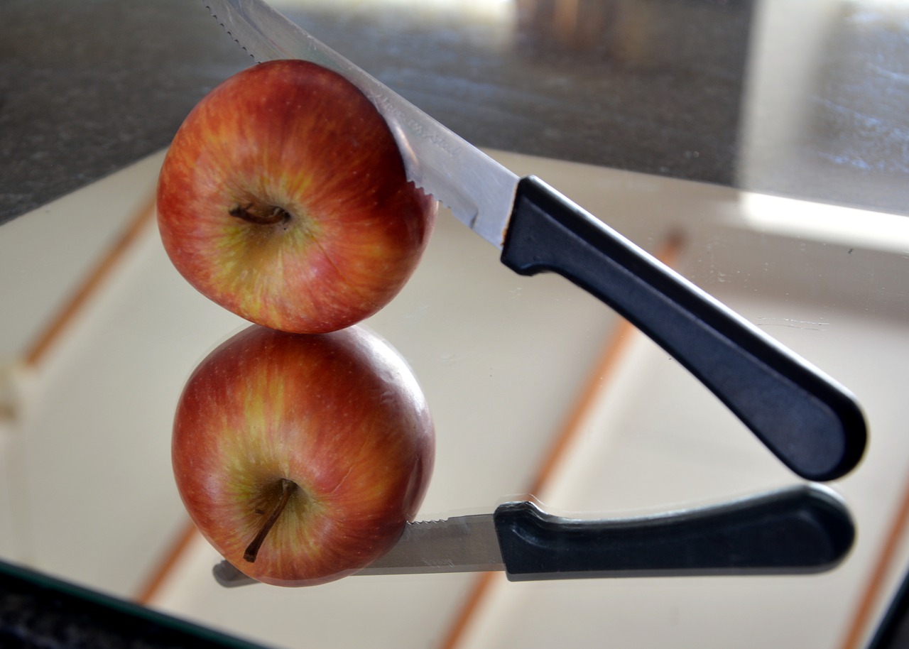 apple fruit knife free photo